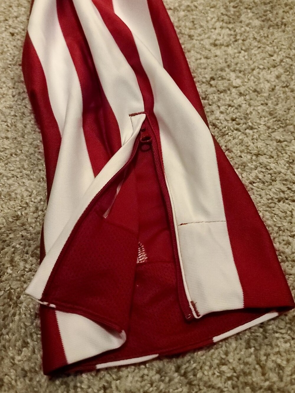 Men's/ Unisex M, Indiana Hoosiers Adidas Red & White Vertical Stripe Pants - Picture 7 of 7